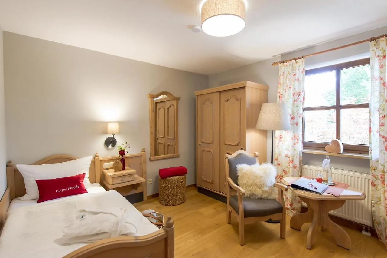 Hotel Sankt Leonhard - Dein Wohlfuehlort Zum Loslassen Und Kraftschoepfen Bad Birnbach
