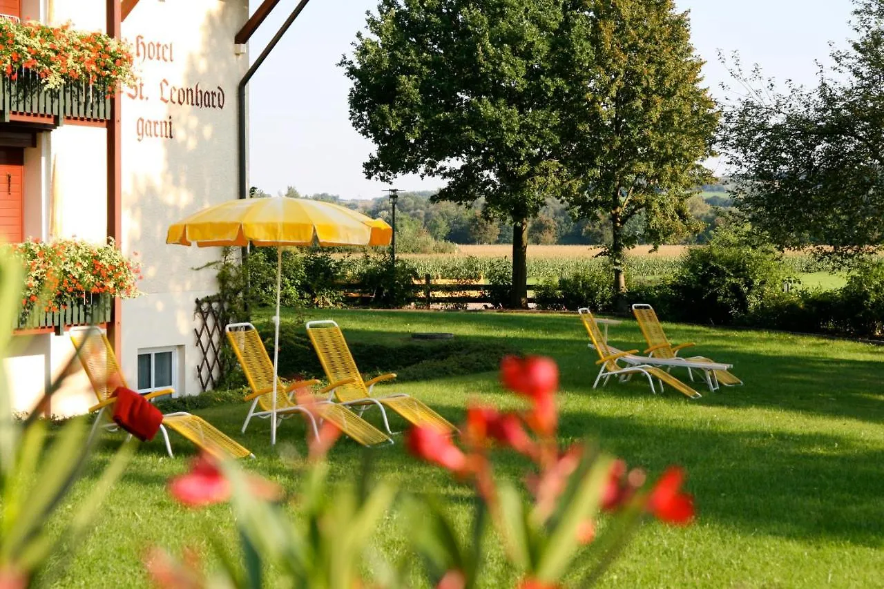 Hotel Sankt Leonhard - Dein Wohlfuehlort Zum Loslassen Und Kraftschoepfen Bad Birnbach Germany
