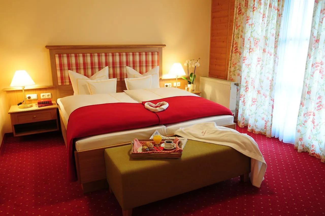 Hotel Sankt Leonhard - Dein Wohlfuehlort Zum Loslassen Und Kraftschoepfen Bad Birnbach